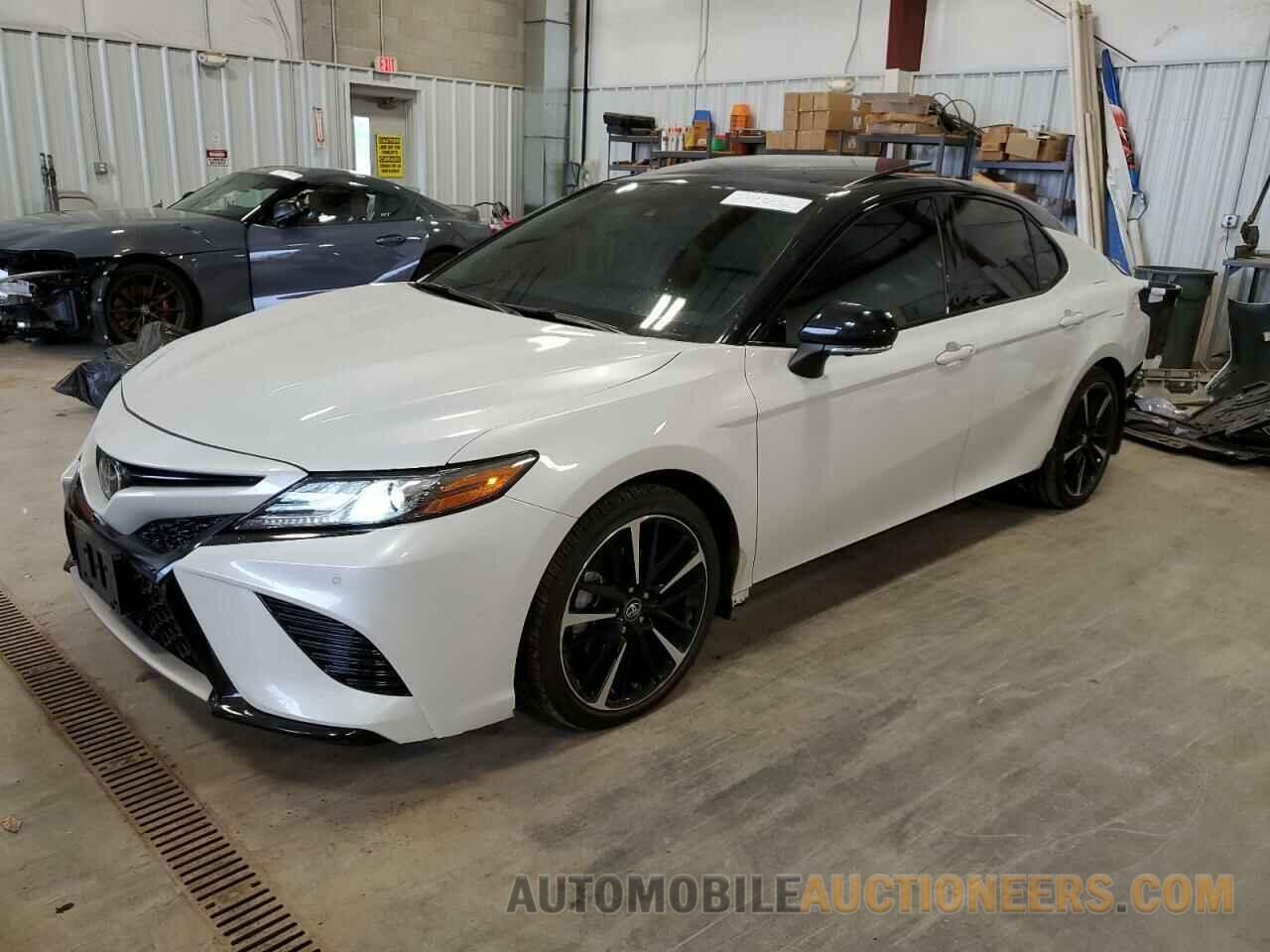 4T1BZ1HK6JU012475 TOYOTA CAMRY 2018