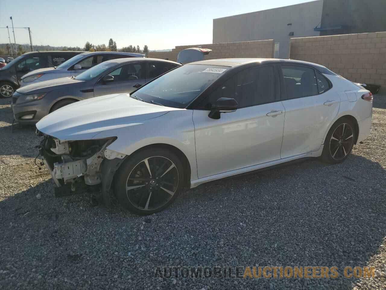 4T1BZ1HK6JU014680 TOYOTA CAMRY 2018