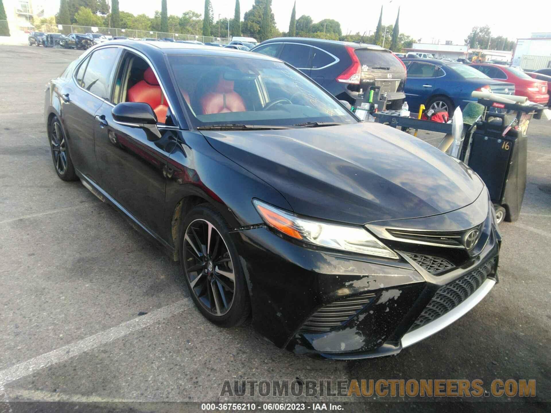 4T1BZ1HK6JU014811 TOYOTA CAMRY 2018