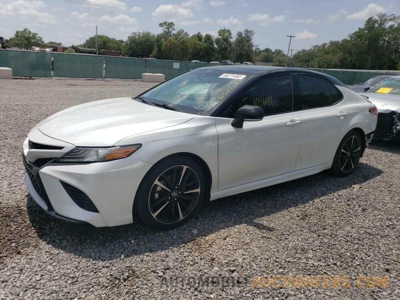 4T1BZ1HK6JU016851 TOYOTA CAMRY 2018