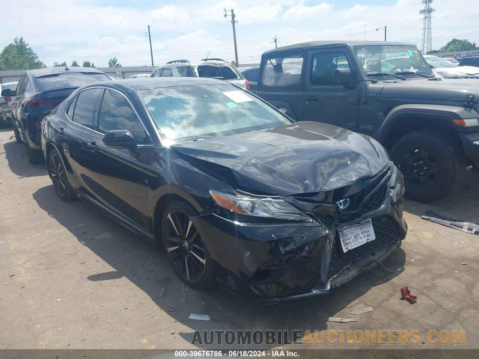 4T1BZ1HK6JU018101 TOYOTA CAMRY 2018