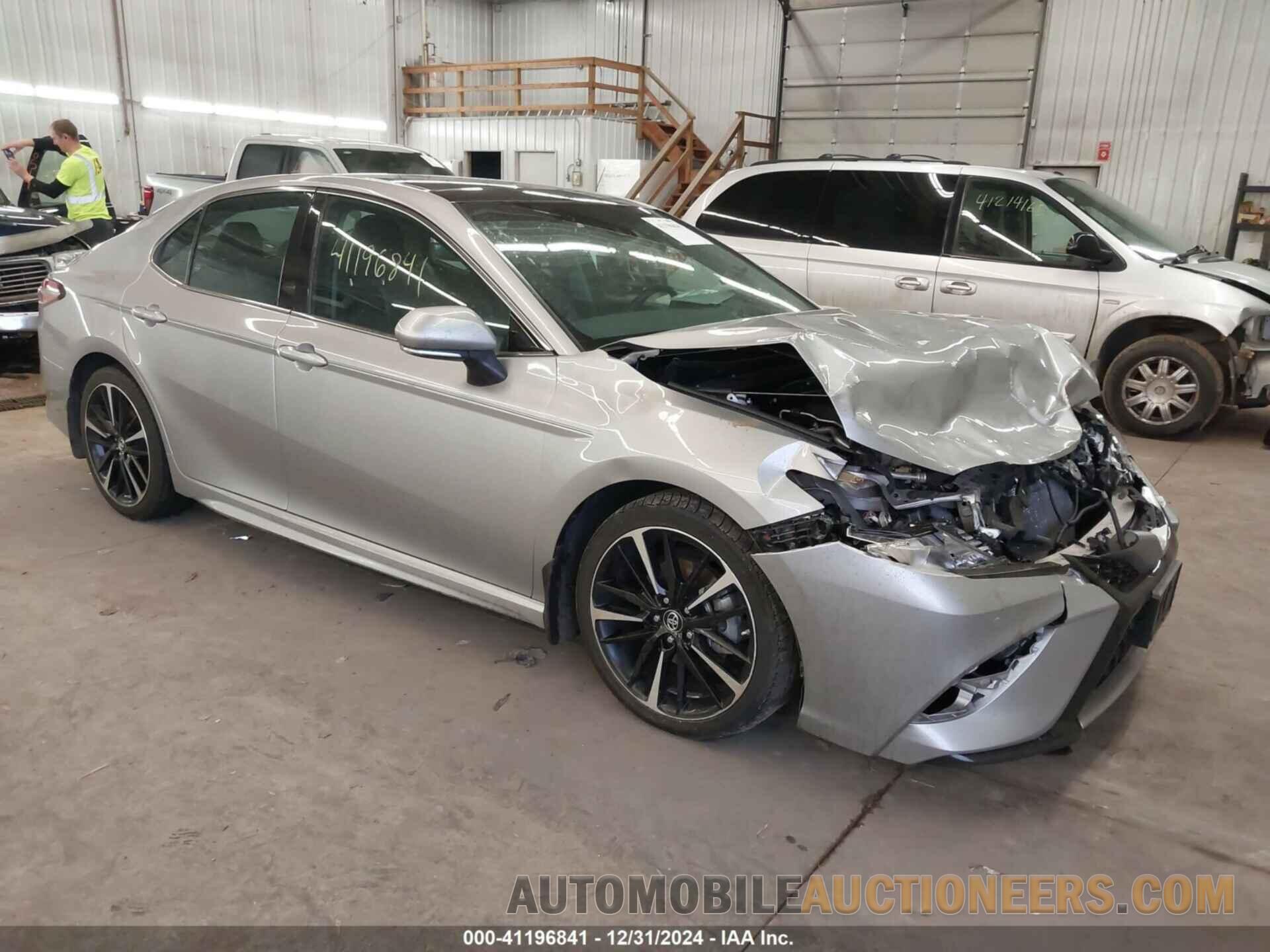 4T1BZ1HK6JU021712 TOYOTA CAMRY 2018