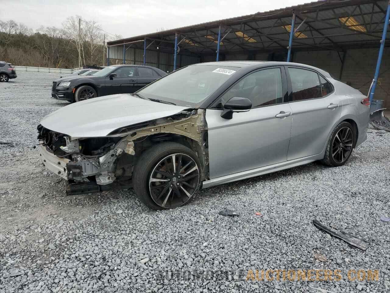 4T1BZ1HK7JU013974 TOYOTA CAMRY 2018