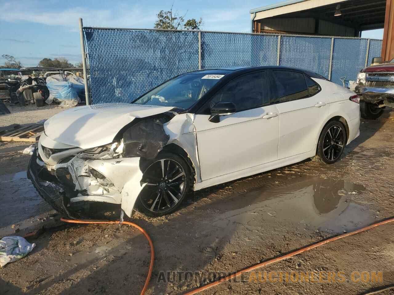 4T1BZ1HK7JU021248 TOYOTA CAMRY 2018