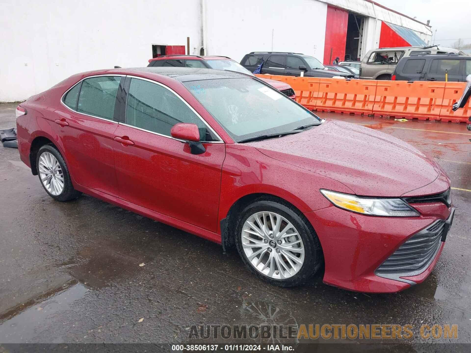 4T1BZ1HK7JU501449 TOYOTA CAMRY 2018