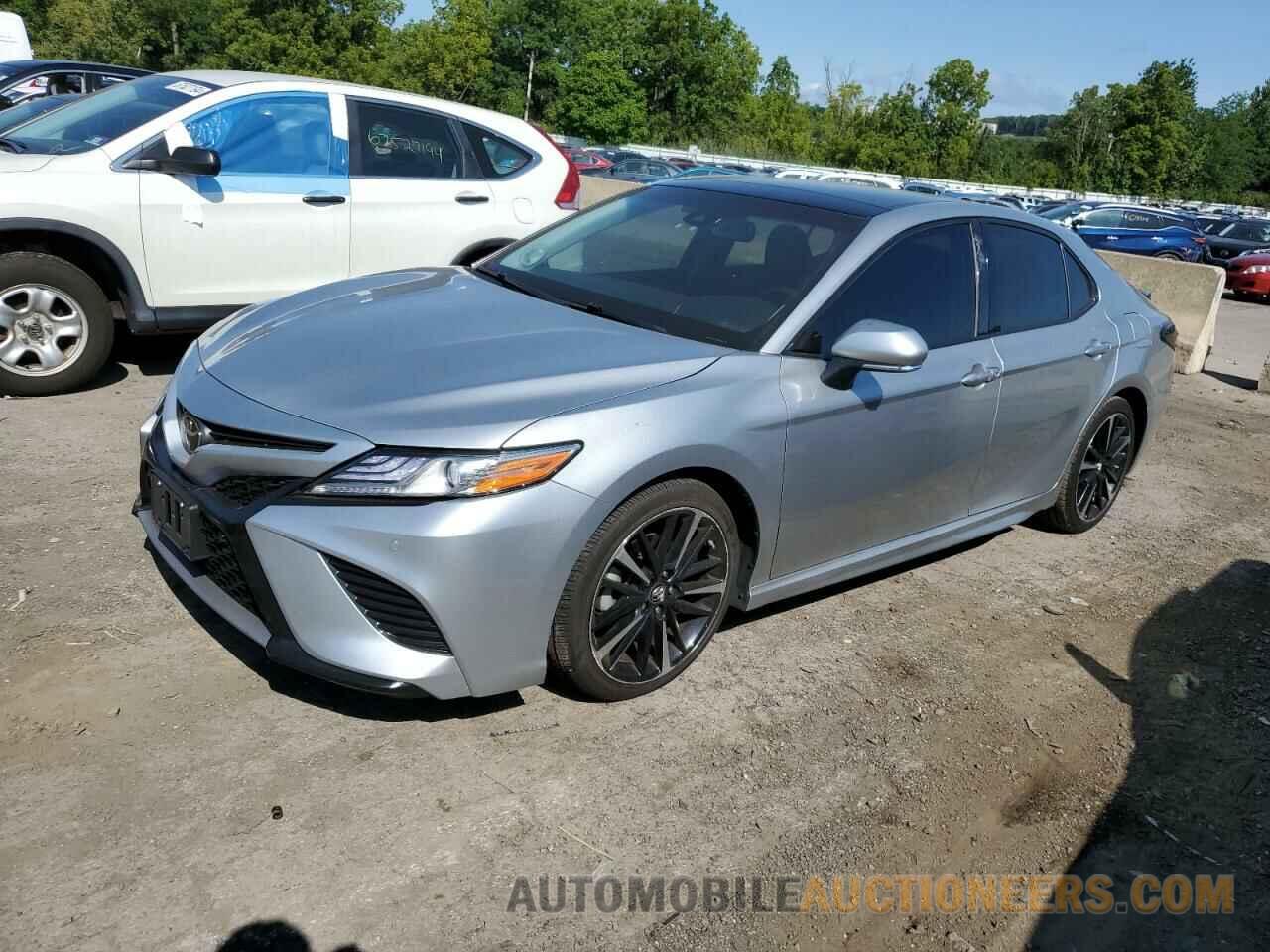 4T1BZ1HK8JU005656 TOYOTA CAMRY 2018