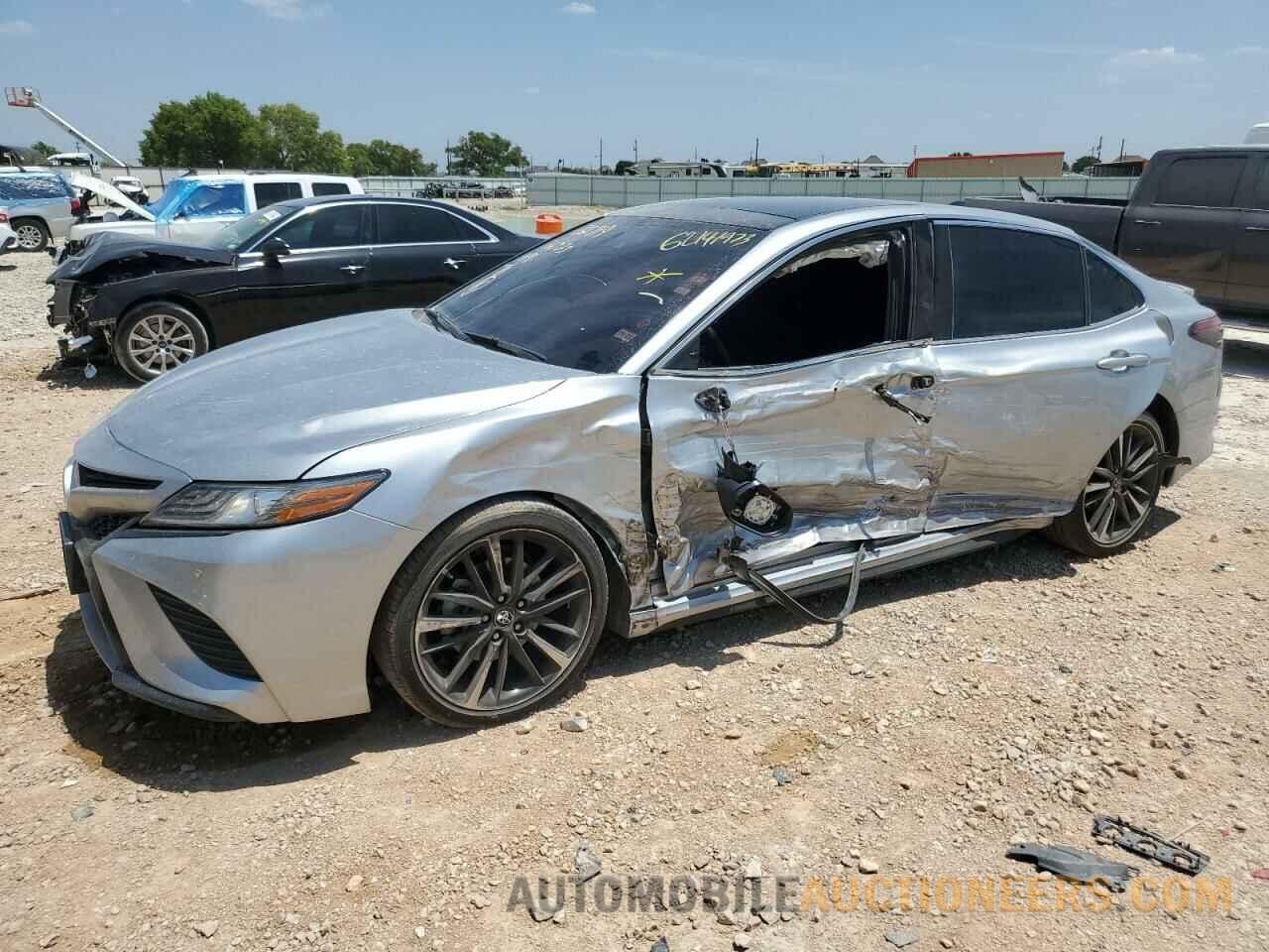 4T1BZ1HK8JU016320 TOYOTA CAMRY 2018