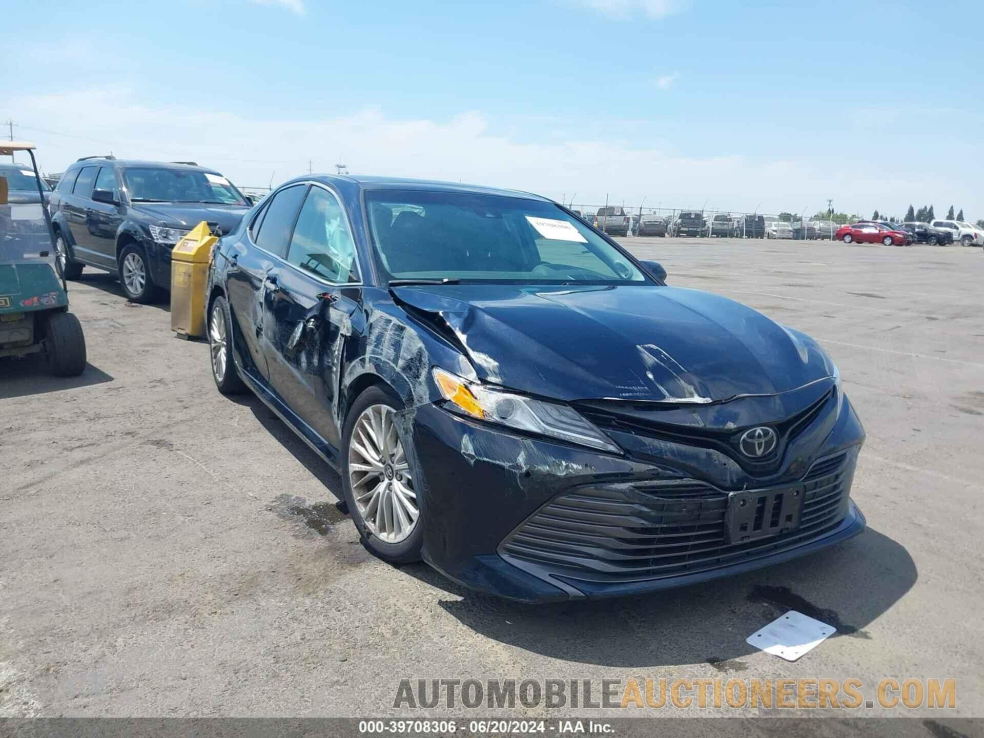 4T1BZ1HK8JU500553 TOYOTA CAMRY 2018