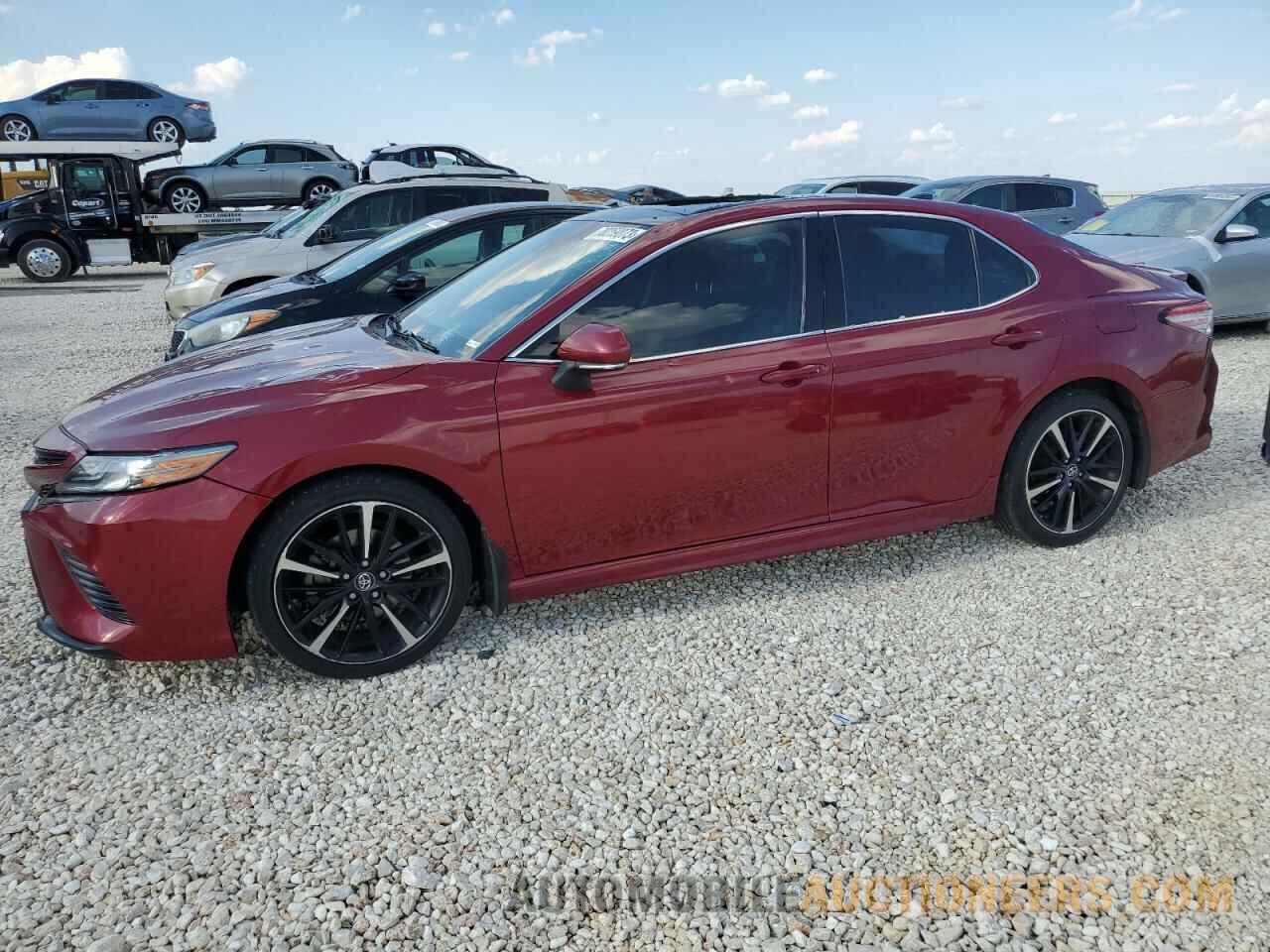 4T1BZ1HK8JU505476 TOYOTA CAMRY 2018