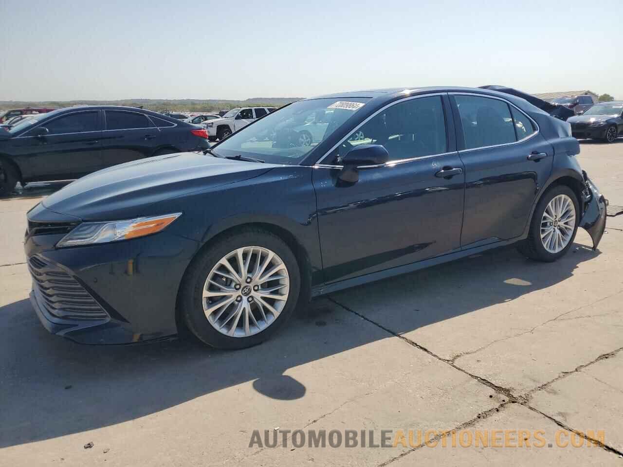 4T1BZ1HK8JU506370 TOYOTA CAMRY 2018