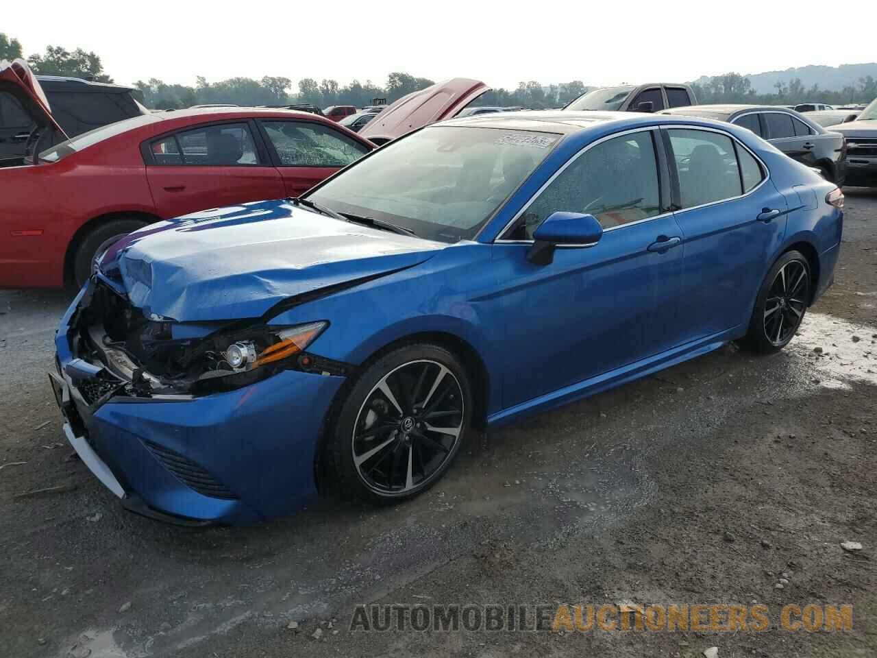 4T1BZ1HK9JU001826 TOYOTA CAMRY 2018