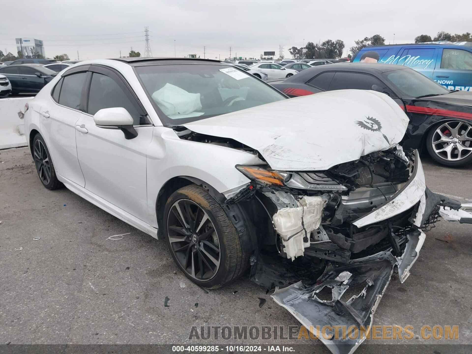 4T1BZ1HK9JU009800 TOYOTA CAMRY 2018