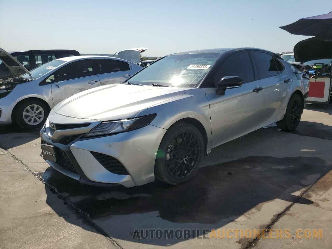 4T1BZ1HK9JU010784 TOYOTA CAMRY 2018