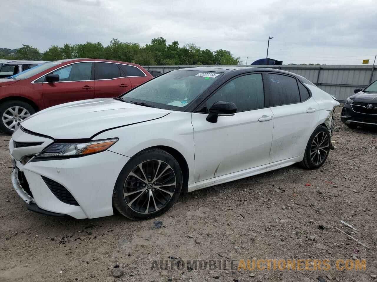 4T1BZ1HKXJU003570 TOYOTA CAMRY 2018