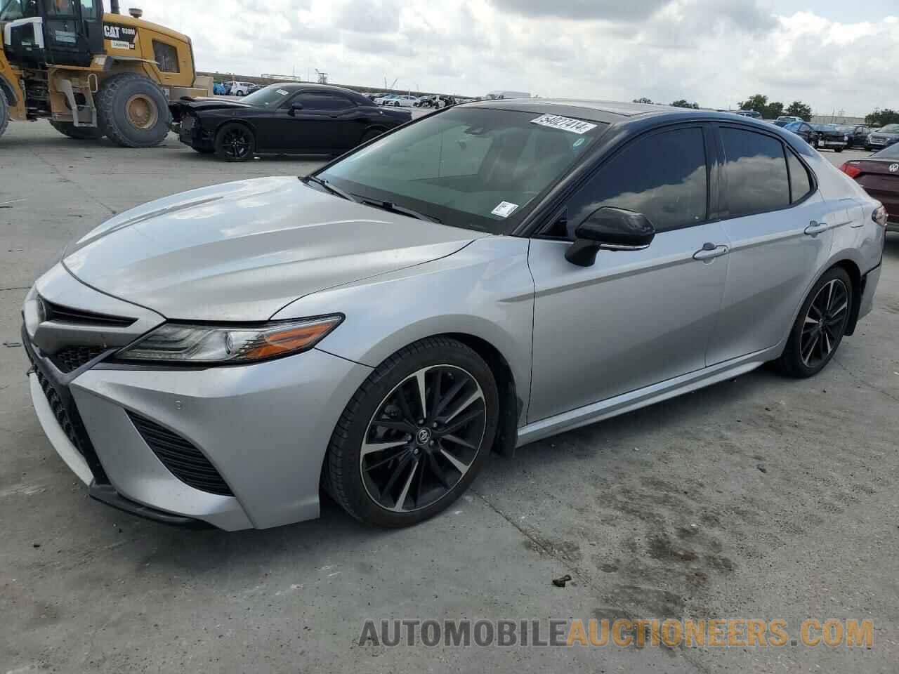 4T1BZ1HKXJU004038 TOYOTA CAMRY 2018