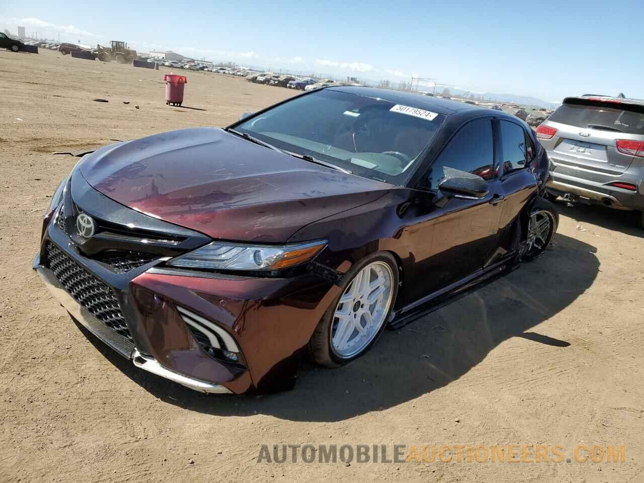 4T1BZ1HKXJU005061 TOYOTA CAMRY 2018