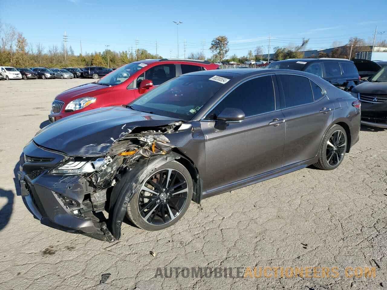 4T1BZ1HKXJU006064 TOYOTA CAMRY 2018