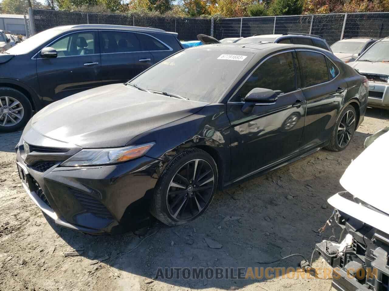 4T1BZ1HKXJU008400 TOYOTA CAMRY 2018