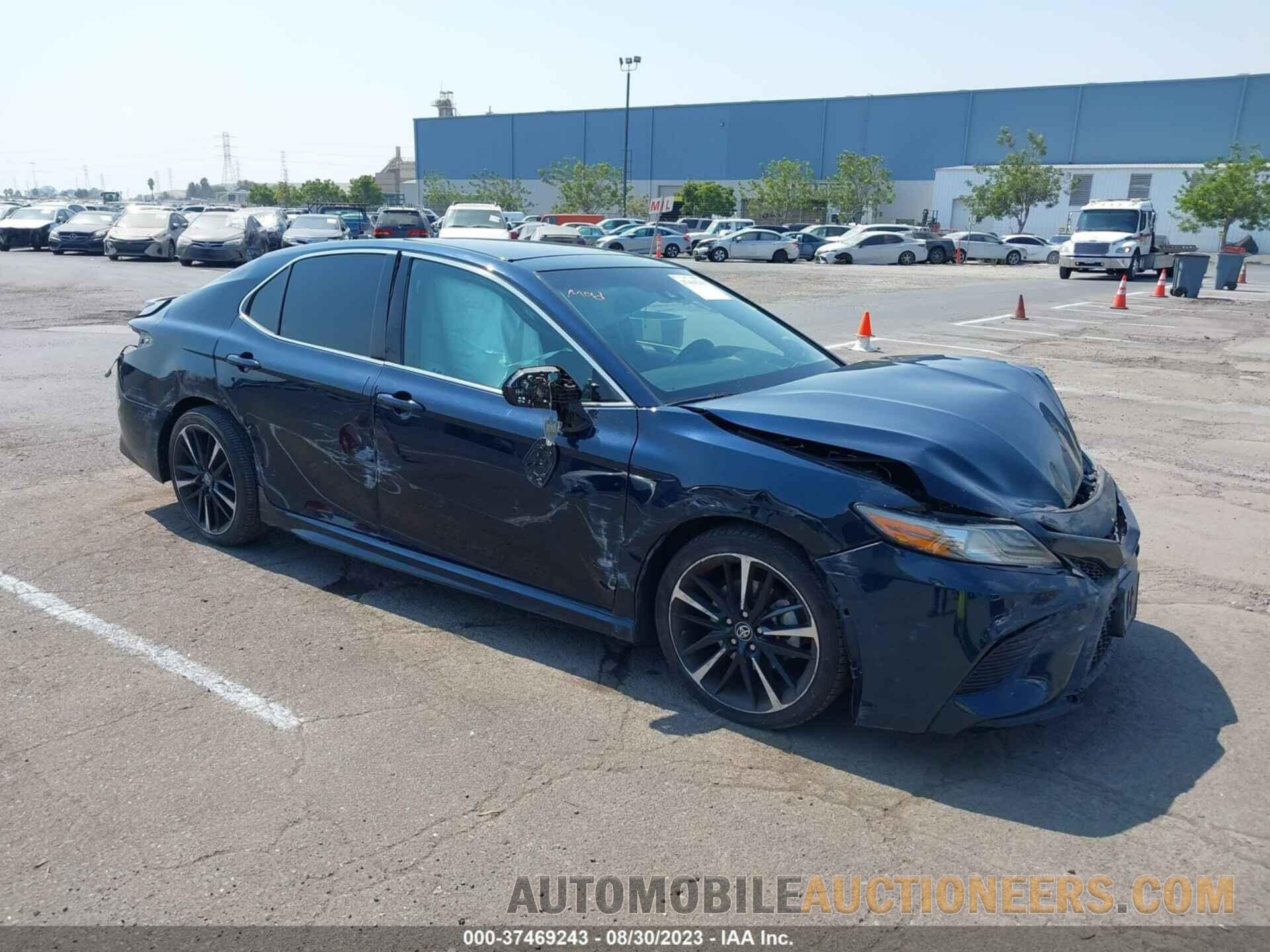 4T1BZ1HKXJU504524 TOYOTA CAMRY 2018