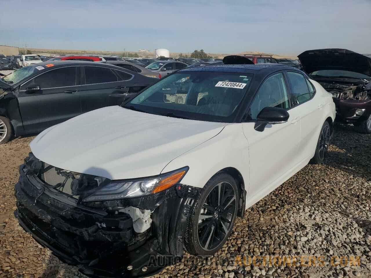 4T1BZ1HKXKU022864 TOYOTA CAMRY 2019