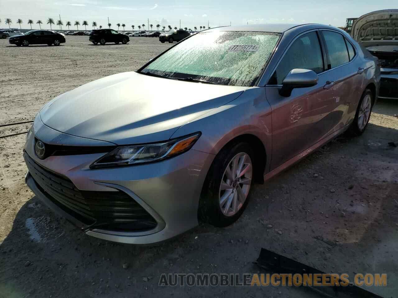 4T1C11AK0MU445087 TOYOTA CAMRY 2021