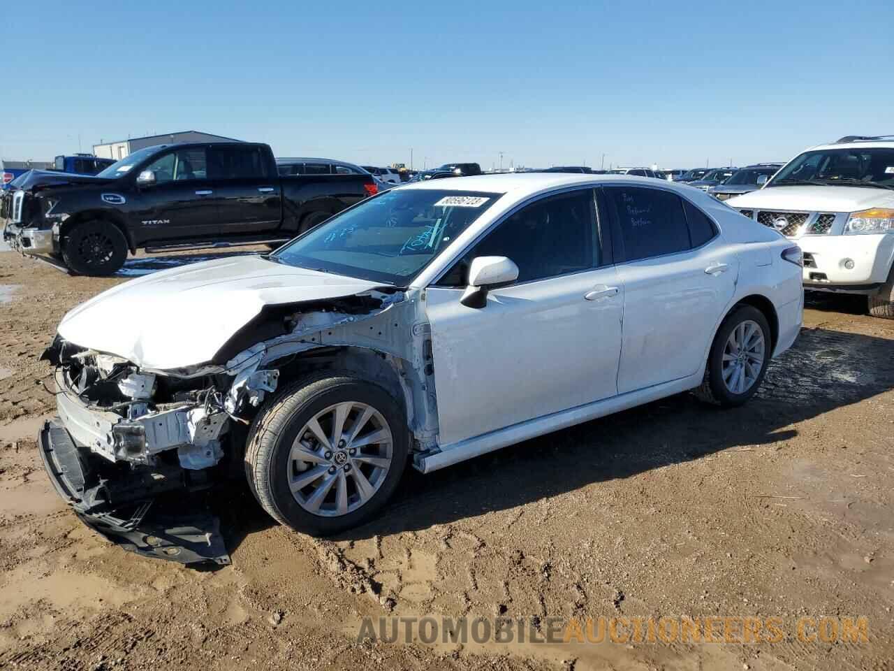 4T1C11AK0MU549899 TOYOTA CAMRY 2021