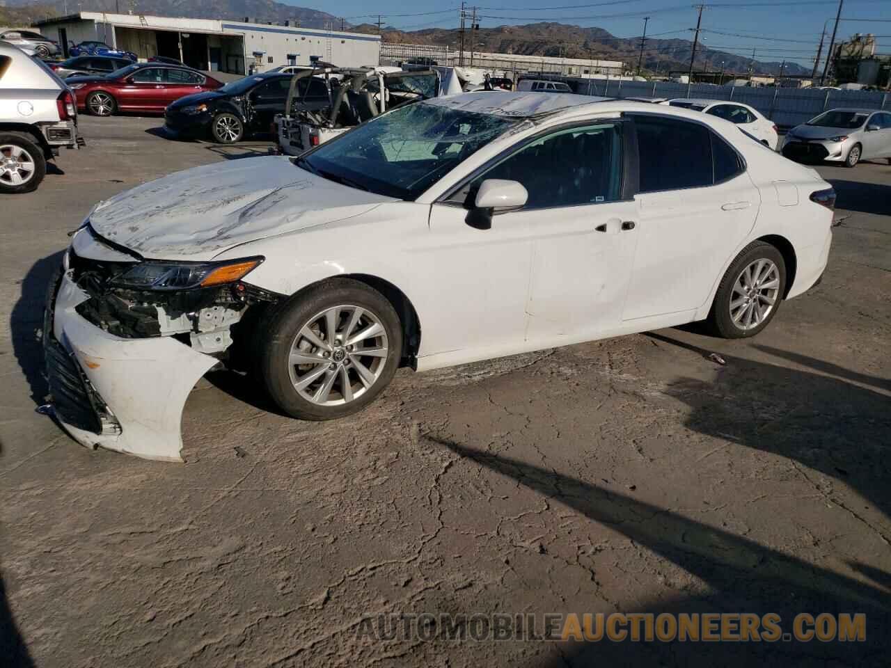 4T1C11AK0MU553998 TOYOTA CAMRY 2021