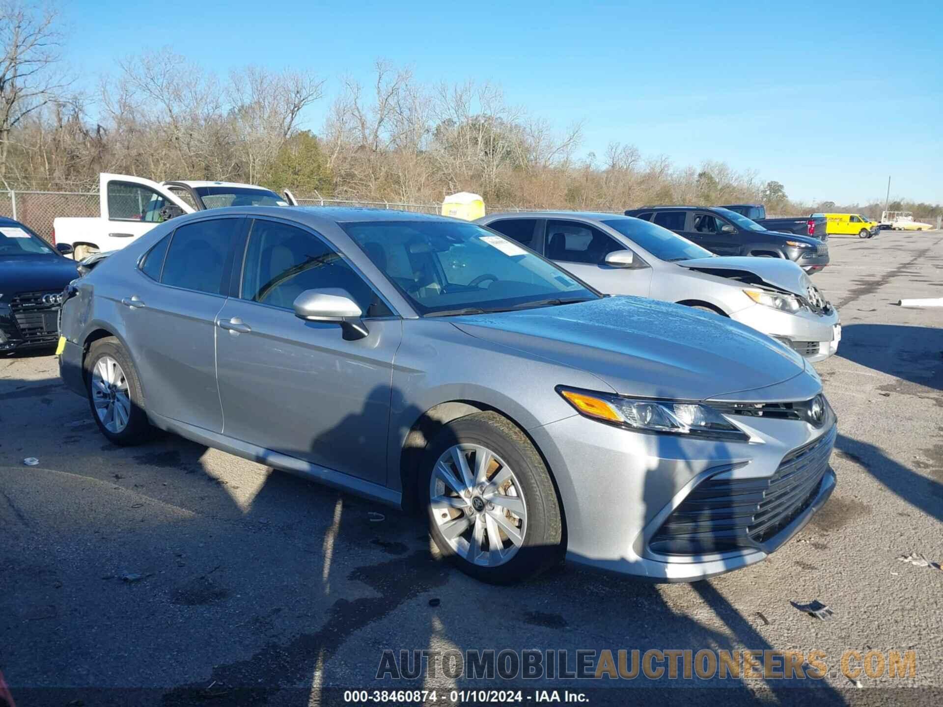 4T1C11AK0NU639457 TOYOTA CAMRY 2022