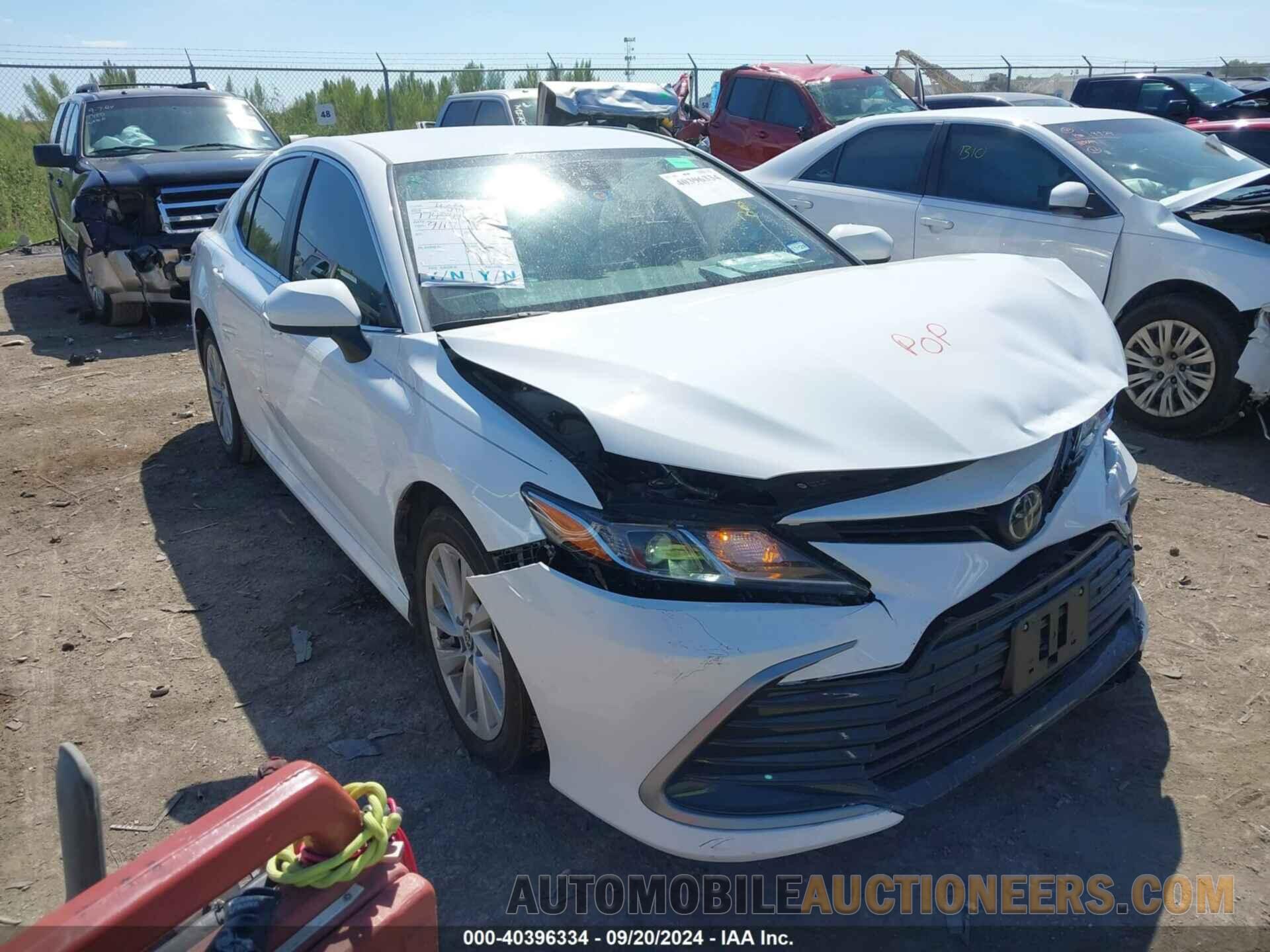 4T1C11AK0NU646943 TOYOTA CAMRY 2022