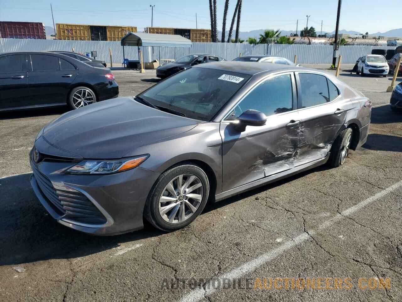 4T1C11AK0NU694619 TOYOTA CAMRY 2022