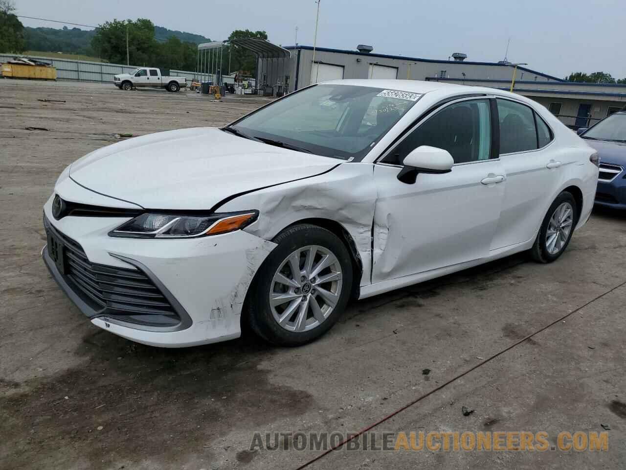 4T1C11AK0NU713783 TOYOTA CAMRY 2022