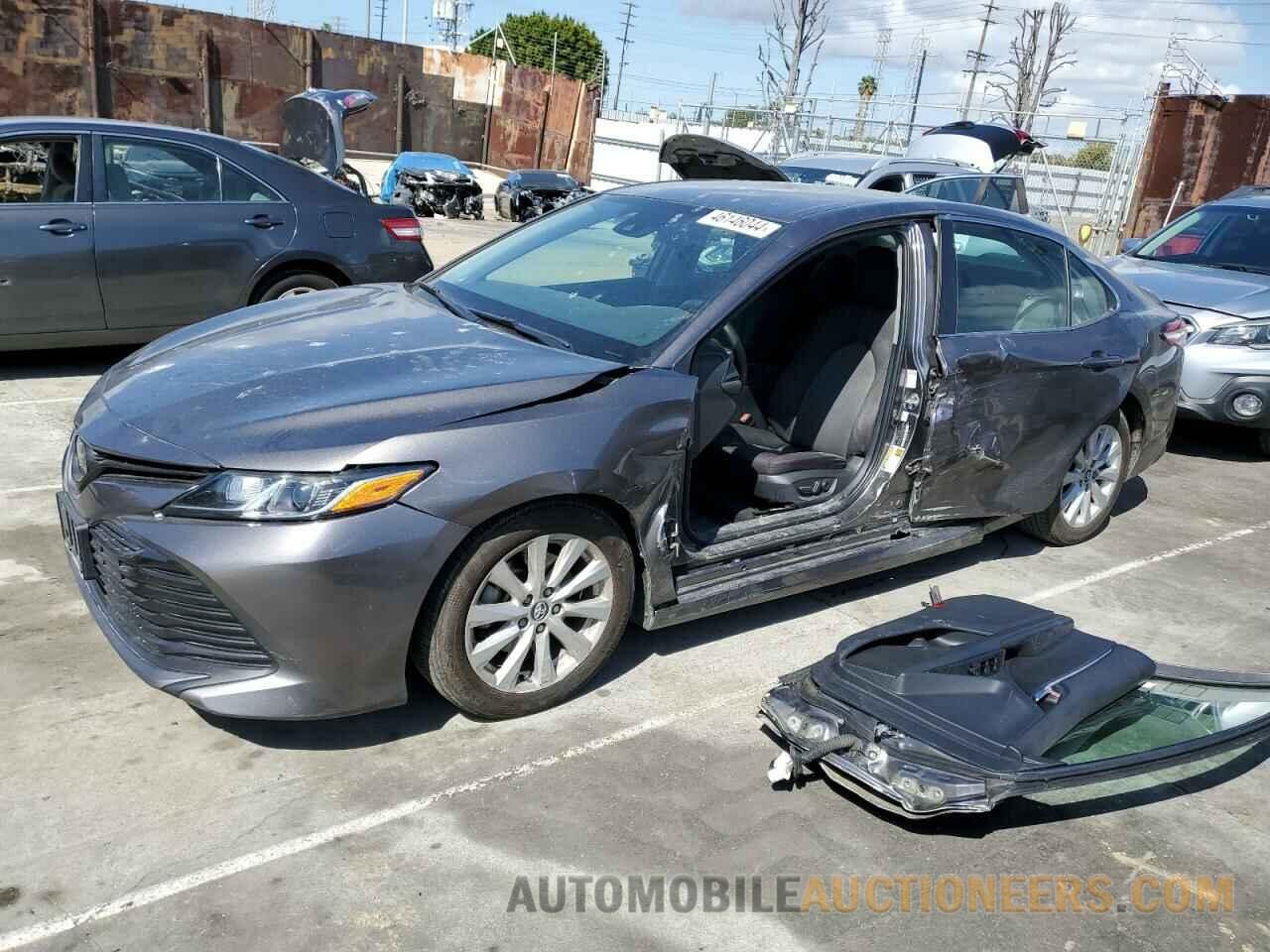 4T1C11AK1LU309565 TOYOTA CAMRY 2020