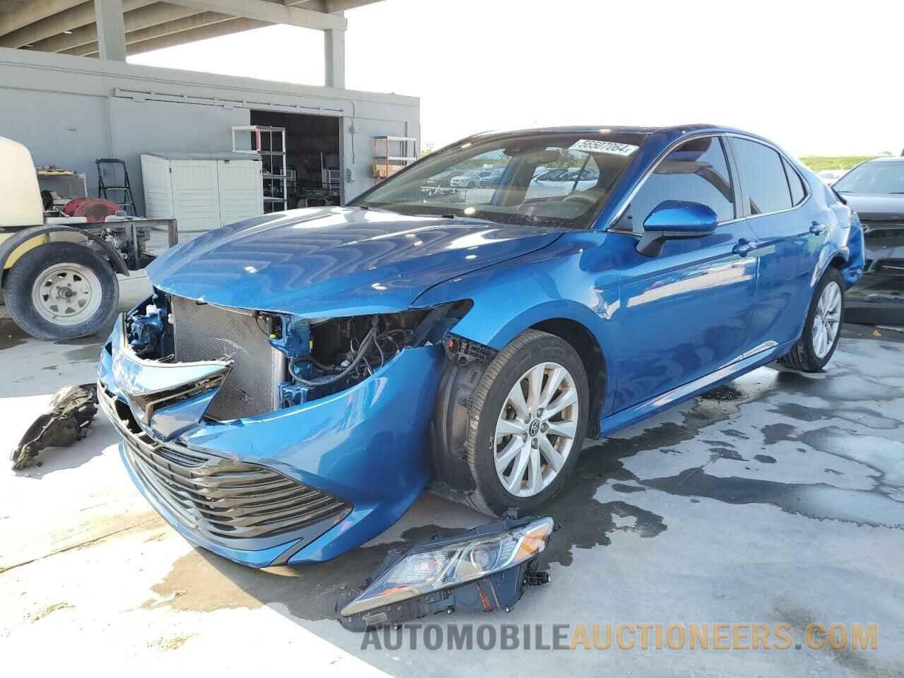 4T1C11AK1LU386114 TOYOTA CAMRY 2020