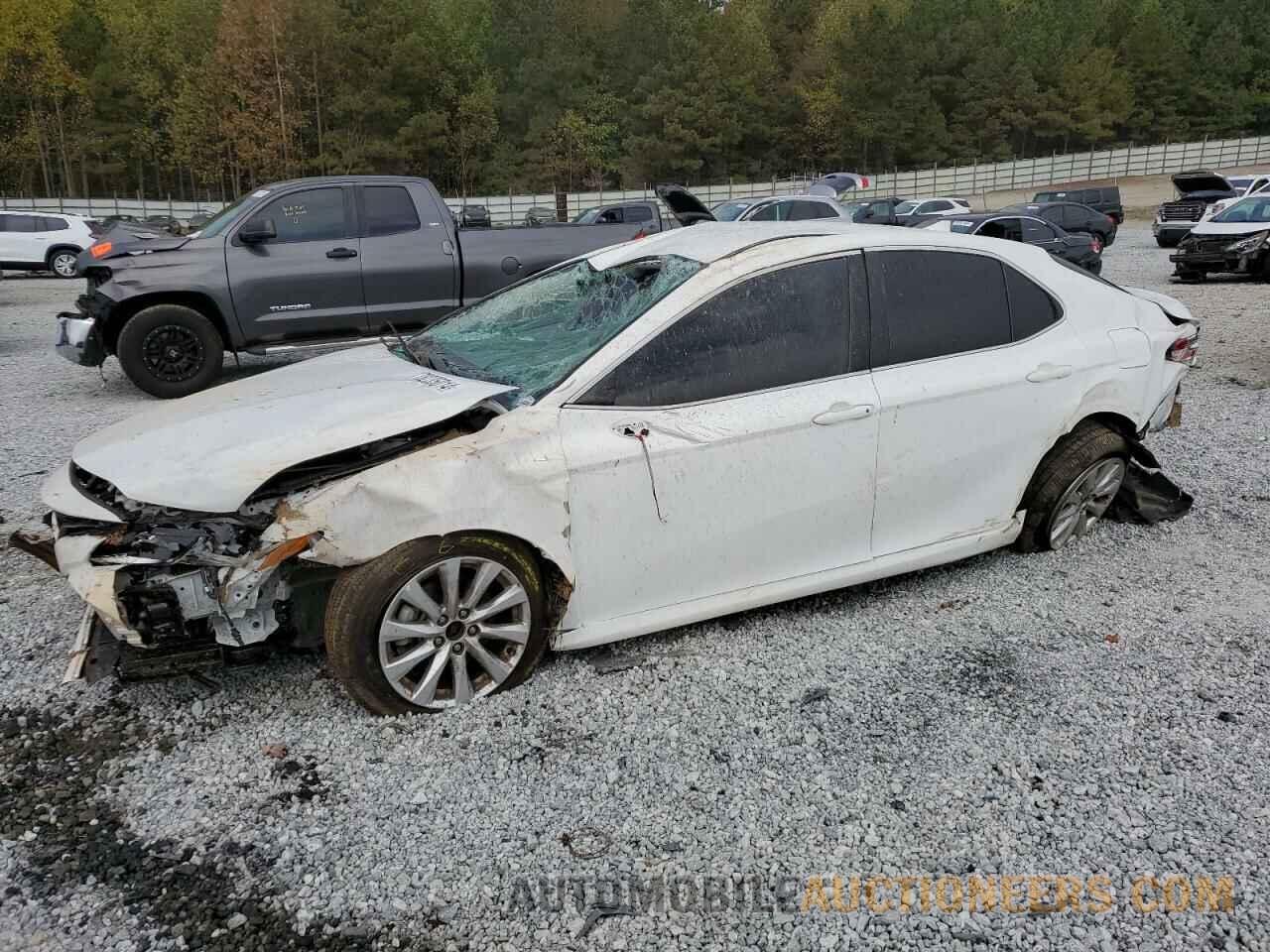 4T1C11AK1LU964082 TOYOTA CAMRY 2020