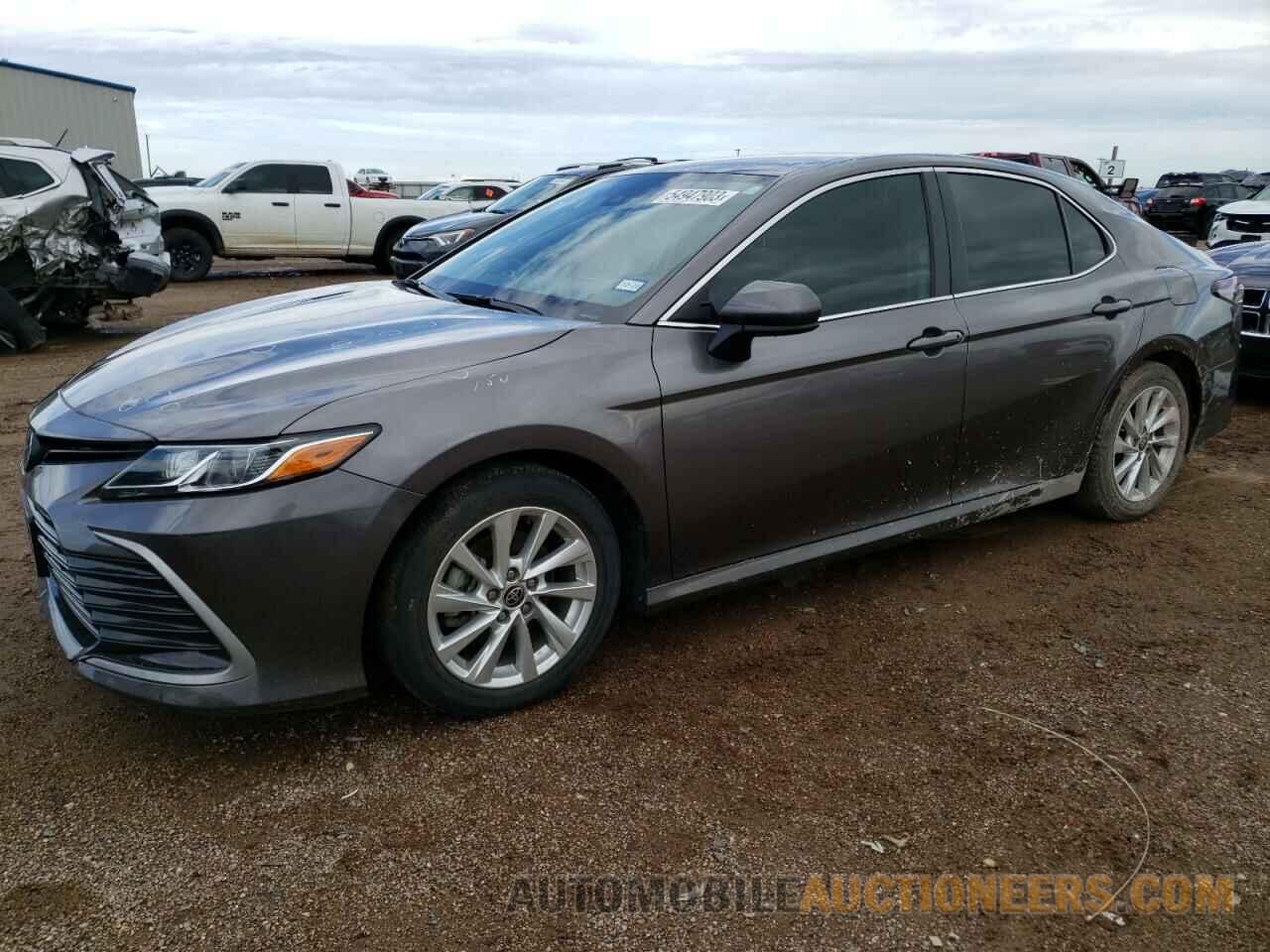 4T1C11AK1MU439637 TOYOTA CAMRY 2021