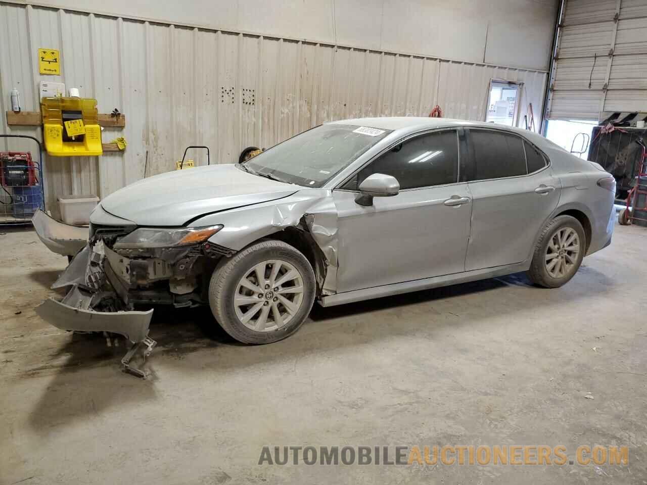 4T1C11AK1MU456759 TOYOTA CAMRY 2021