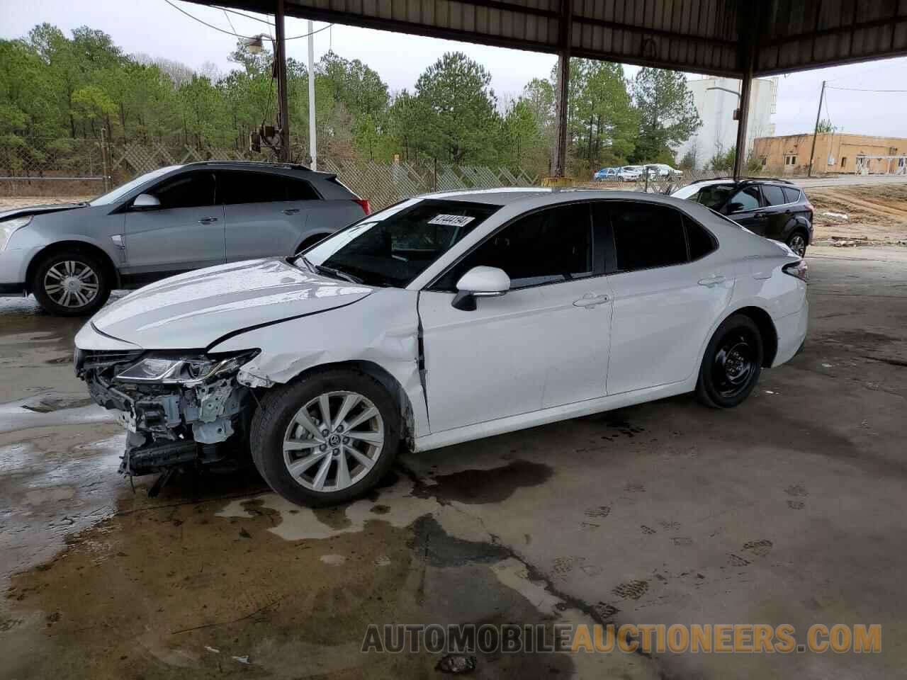 4T1C11AK1MU512053 TOYOTA CAMRY 2021