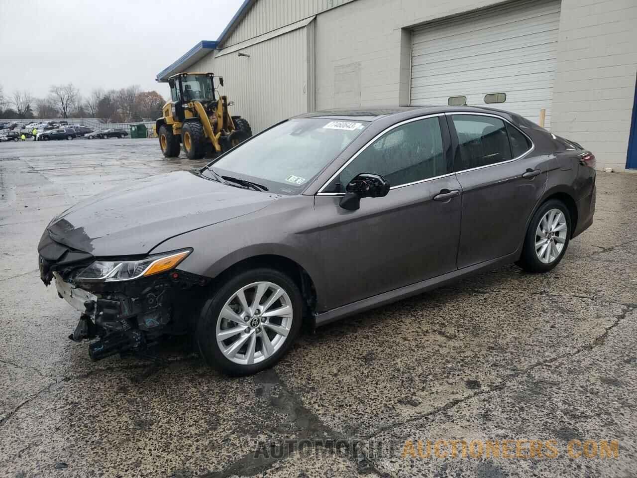 4T1C11AK1MU553797 TOYOTA CAMRY 2021