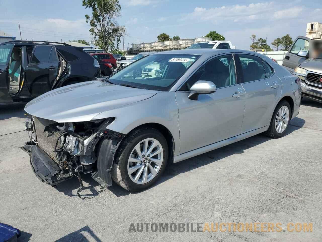 4T1C11AK1MU560202 TOYOTA CAMRY 2021