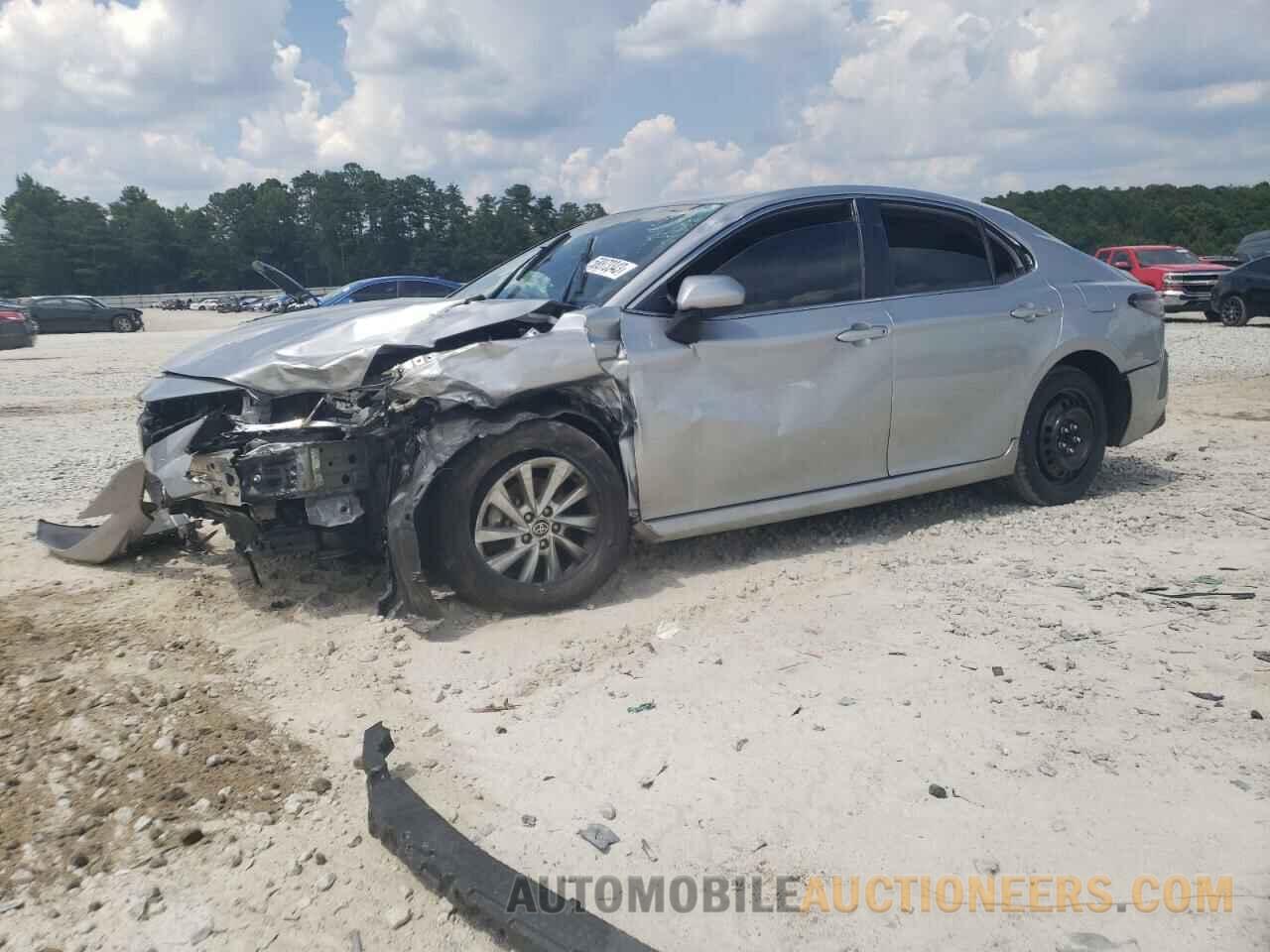 4T1C11AK1MU589361 TOYOTA CAMRY 2021