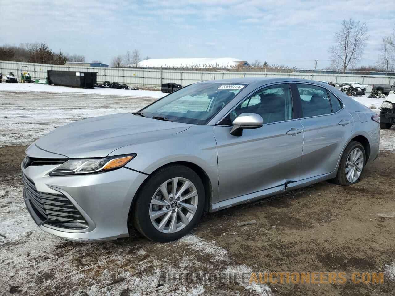 4T1C11AK1MU602352 TOYOTA CAMRY 2021