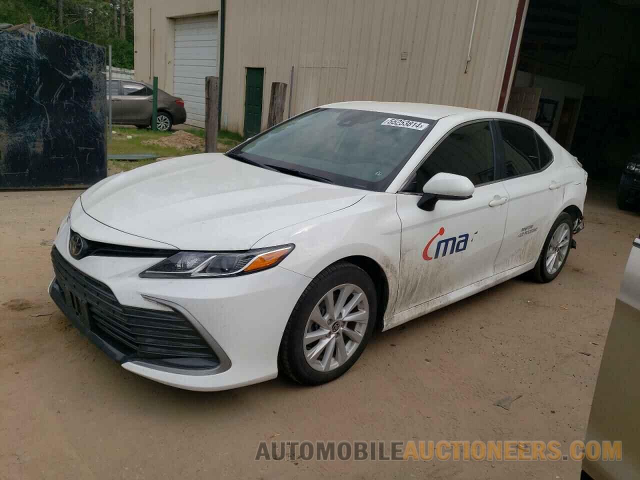 4T1C11AK1NU055195 TOYOTA CAMRY 2022