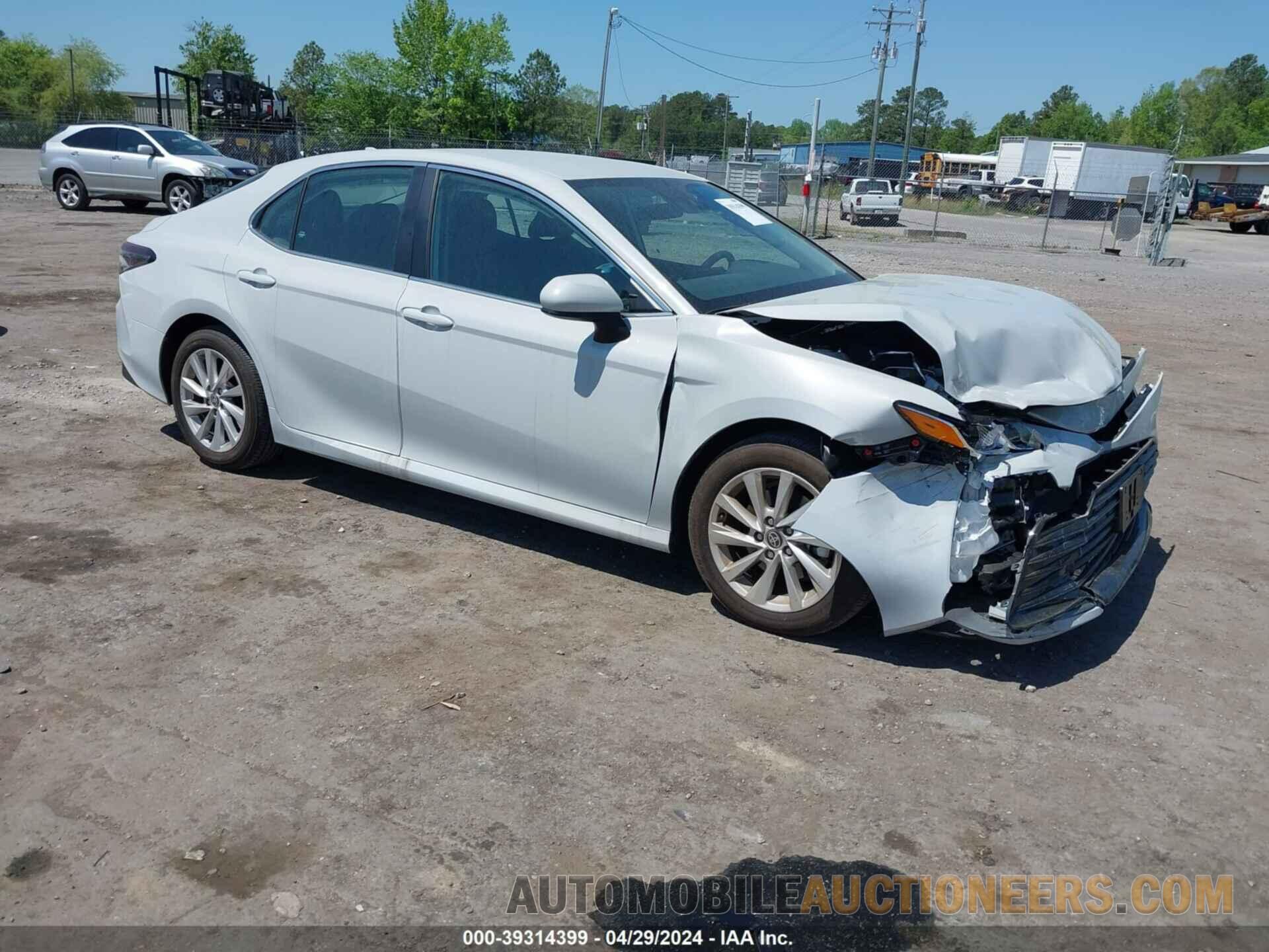 4T1C11AK1PU186520 TOYOTA CAMRY 2023