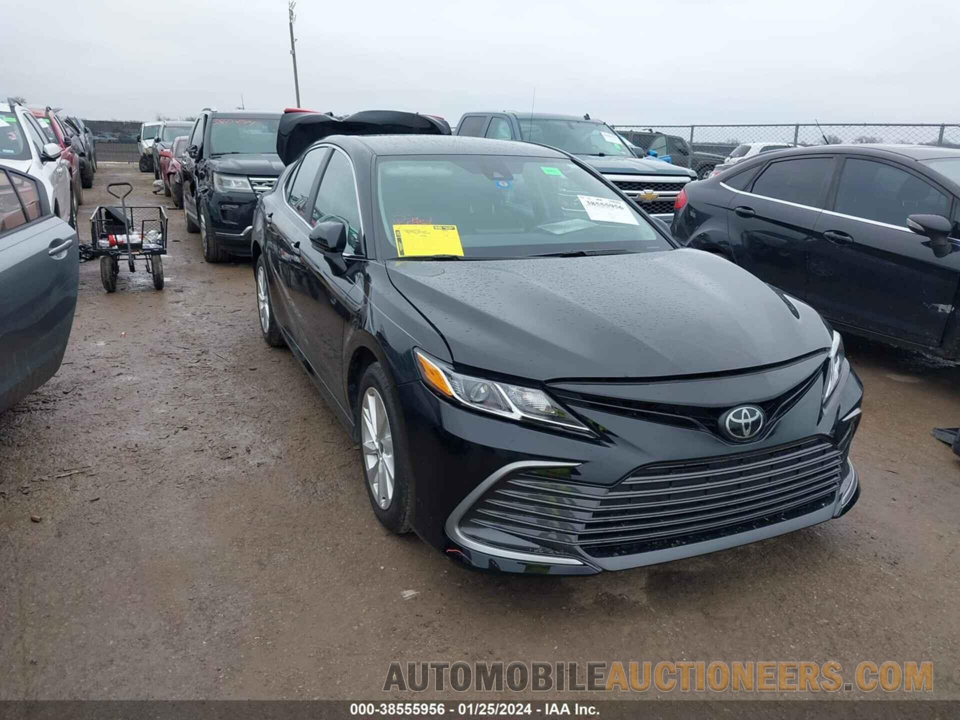 4T1C11AK1PU186727 TOYOTA CAMRY 2023