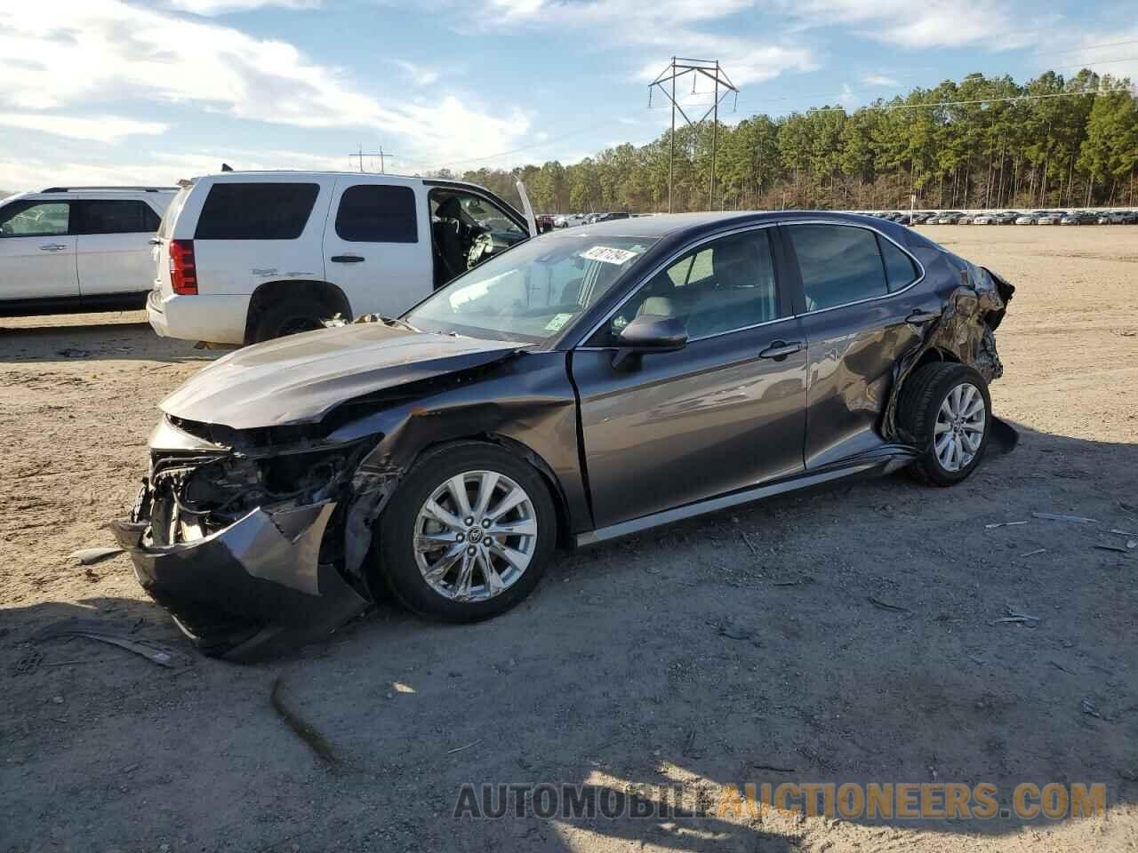 4T1C11AK2LU906188 TOYOTA CAMRY 2020