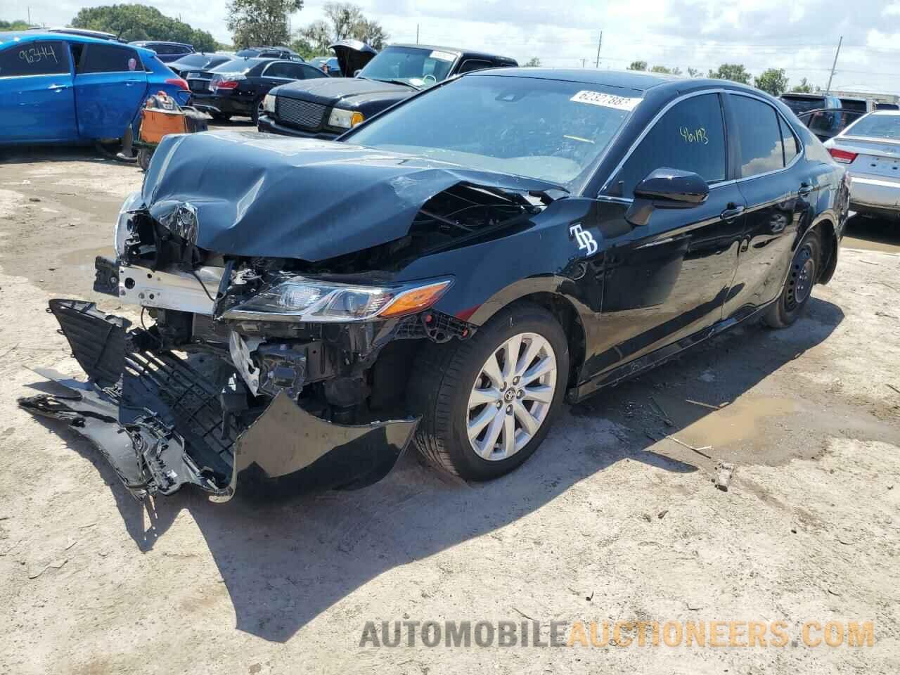 4T1C11AK2LU939806 TOYOTA CAMRY 2020