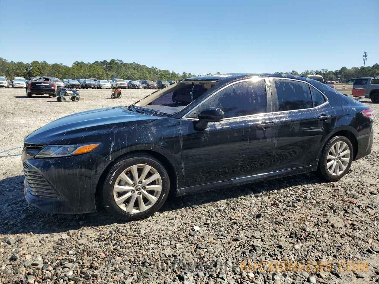 4T1C11AK2LU967833 TOYOTA CAMRY 2020