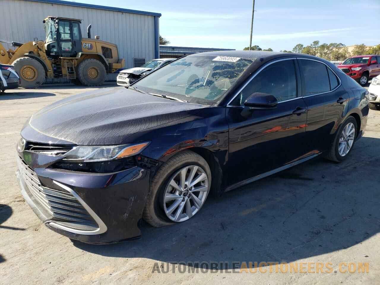 4T1C11AK2MU544803 TOYOTA CAMRY 2021