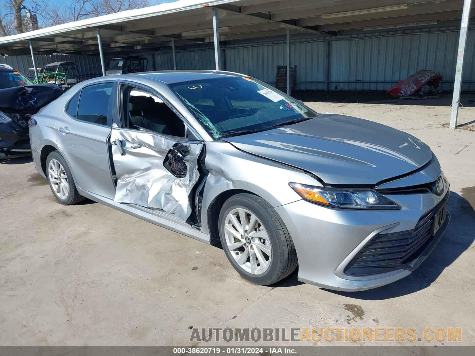 4T1C11AK2MU593449 TOYOTA CAMRY 2021