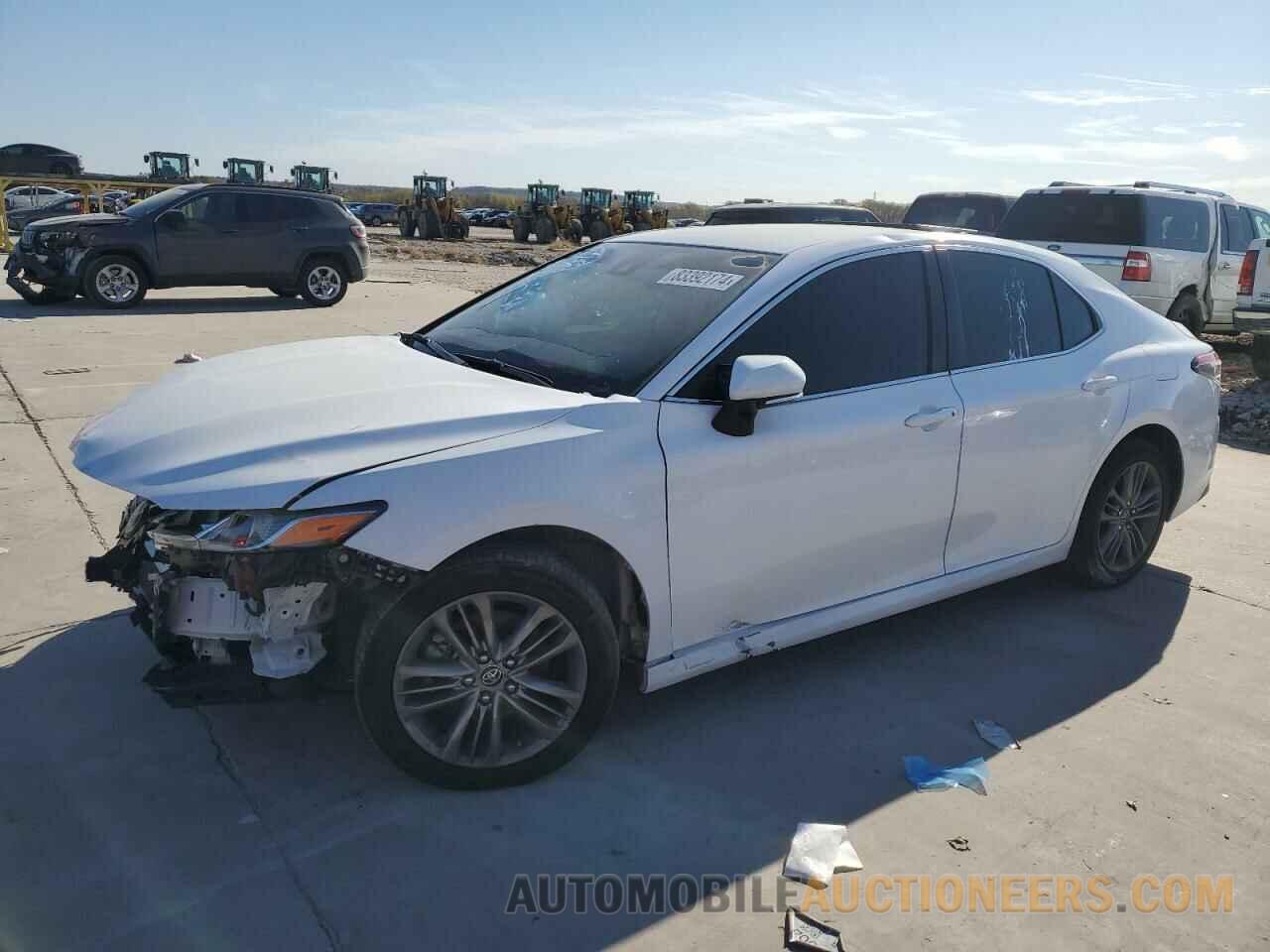 4T1C11AK2MU612095 TOYOTA CAMRY 2021